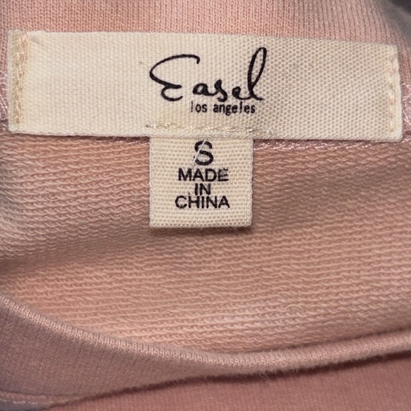 NWOT Easel Women's Heart Patch Mineral Washed Top in Rose Pink, Size Sm - Picture 5 of 9